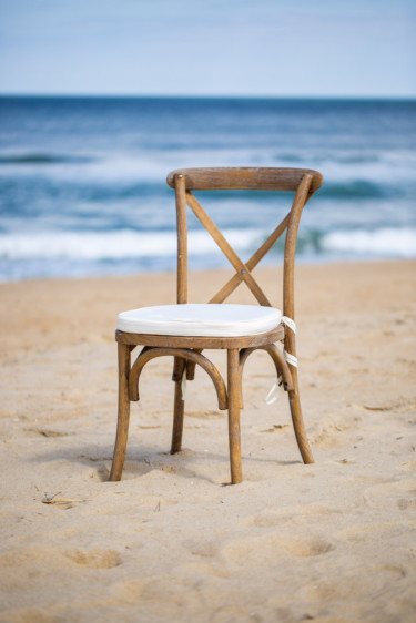 X-back chairs with cushion